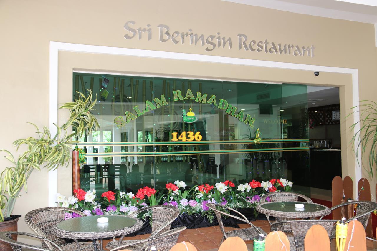 Edc Uum Sintok Hotell Sintuk Exteriör bild